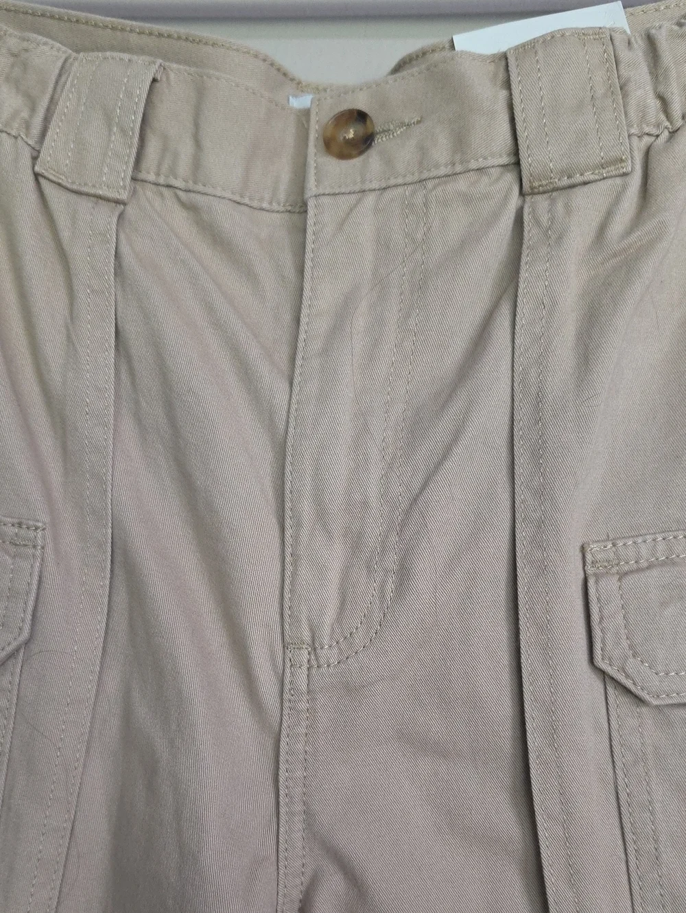 Croft & Barrow Light Brown Cargo Shorts Size 36  NWT